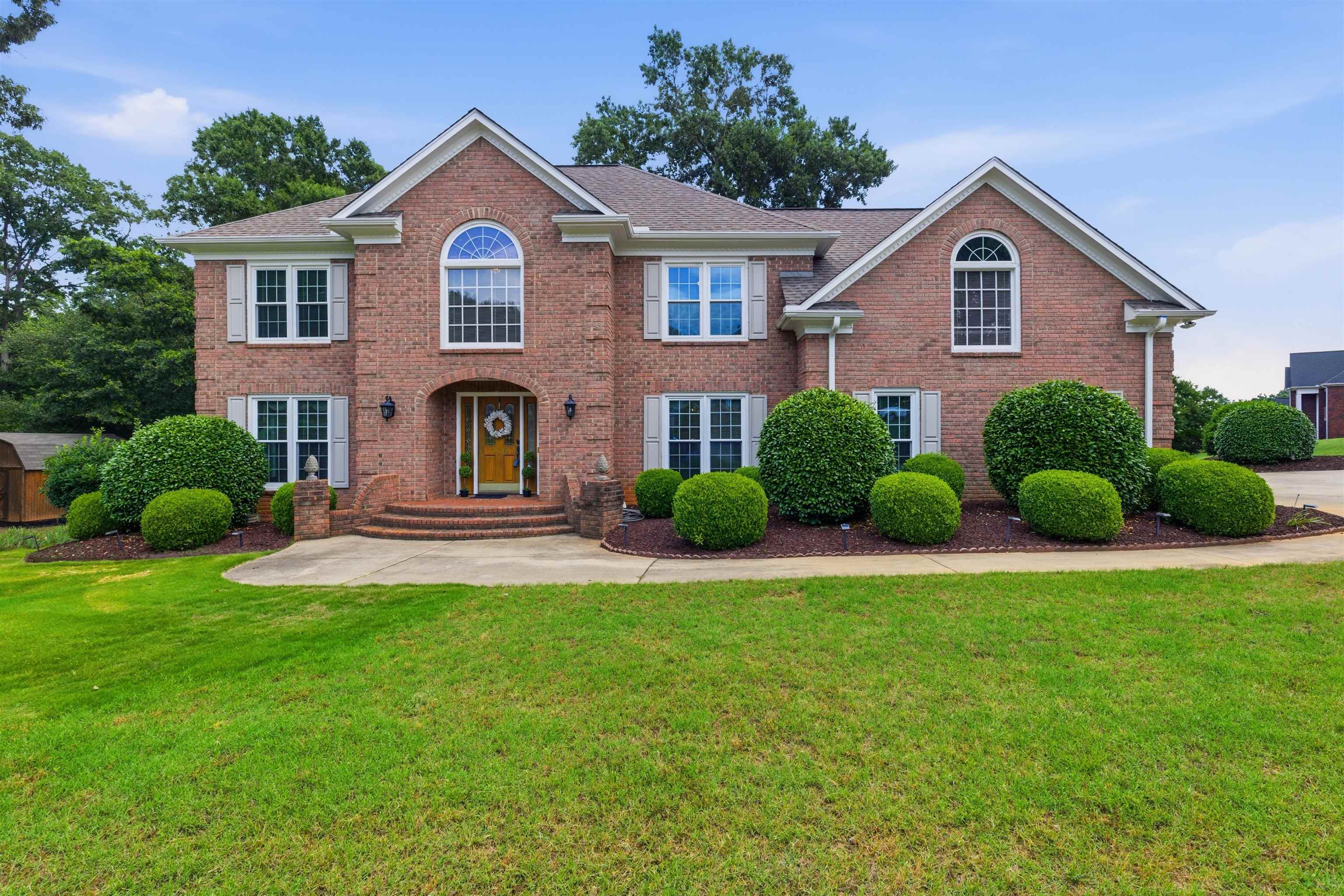 110 West Killarney Lake Moore, SC 29369 - Photo 1 of 49