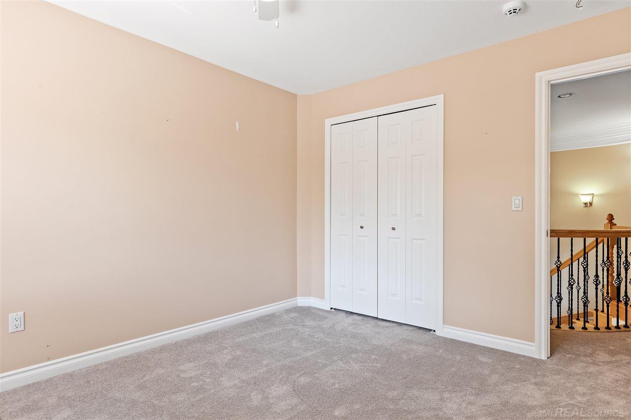 1158 Rochelle Park Drive Rochester, MI 48309 - Photo 54 of 59 50024789-55.JPG