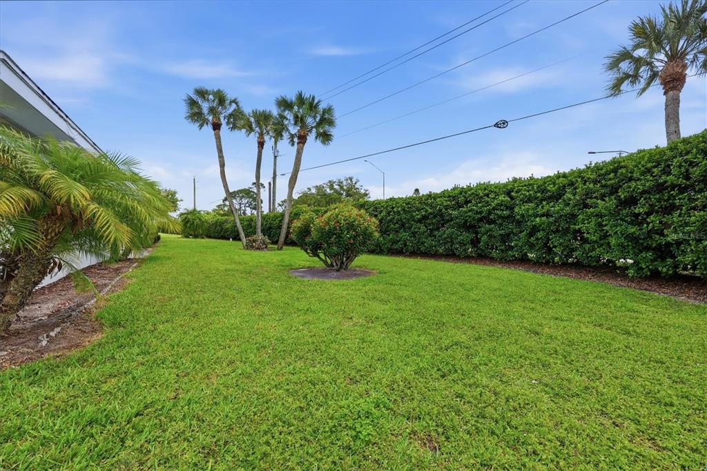 4208 Roxane Boulevard, Unit 95 Sarasota, FL 34235 - Photo 42 of 48