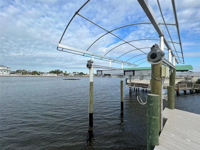 $7,400 | 1626 New Point Comfort Road, Englewood, FL 34223