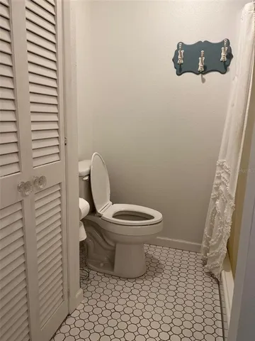 $7,400 | 1626 New Point Comfort Road, Englewood, FL 34223