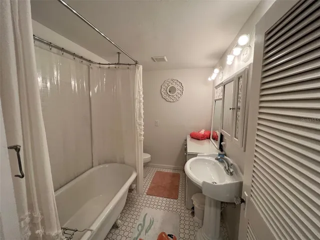 $7,400 | 1626 New Point Comfort Road, Englewood, FL 34223