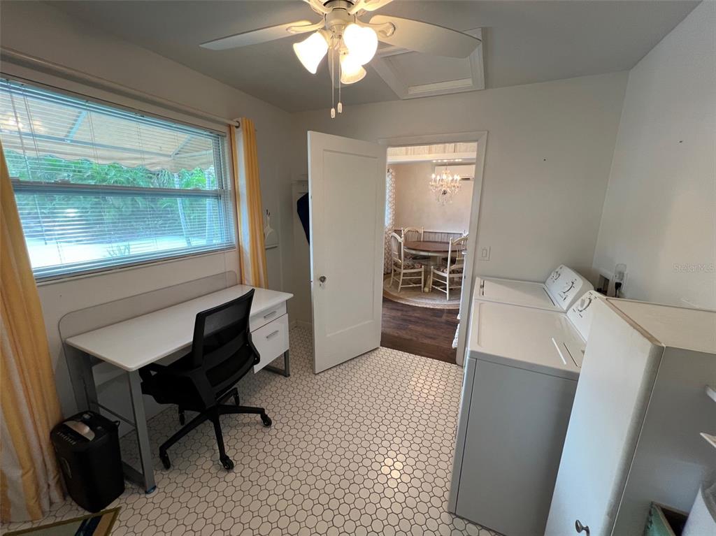 1626 New Point Comfort Road Englewood, FL 34223 - Photo 36 of 43