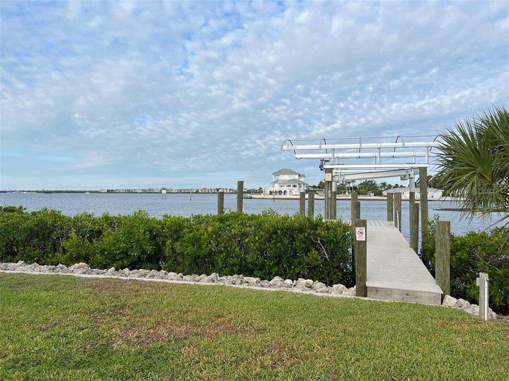1626 New Point Comfort Road Englewood, FL 34223 - Photo 41 of 43