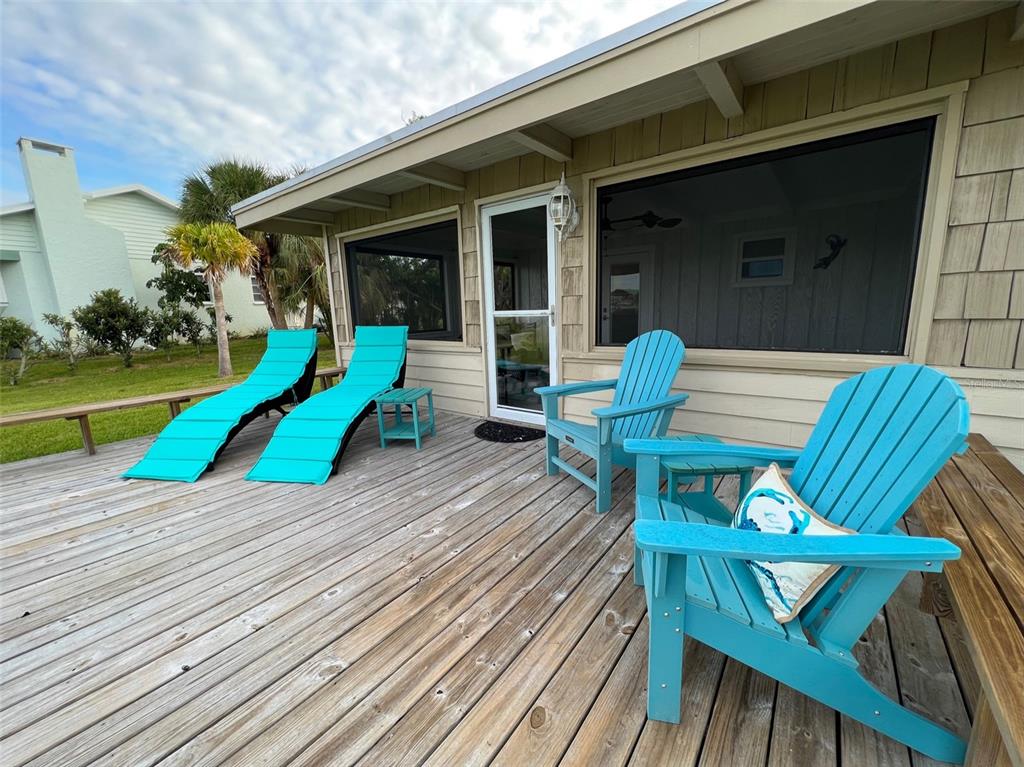 1626 New Point Comfort Road Englewood, FL 34223 - Photo 5 of 43