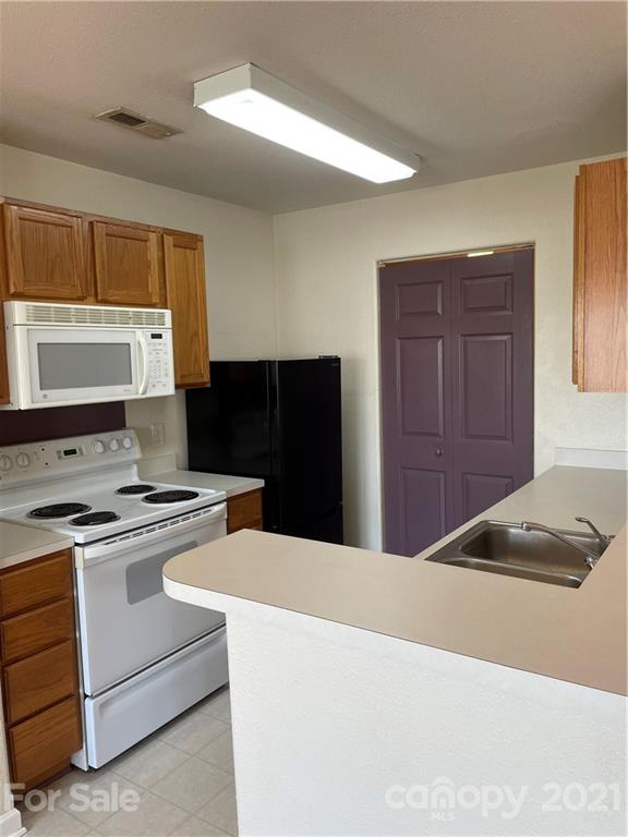 4068 Town Center Road Harrisburg, NC 28075 - Photo 8 of 24 Gallery Image 8