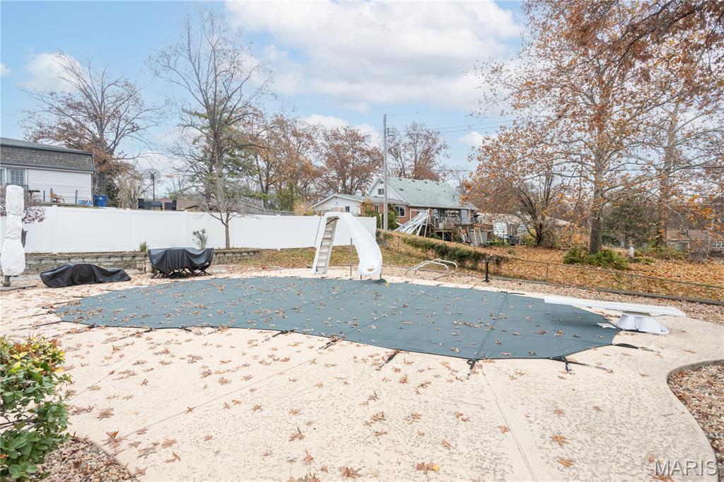 5556 Milburn Road Oakville, MO 63129 - Photo 38 of 45