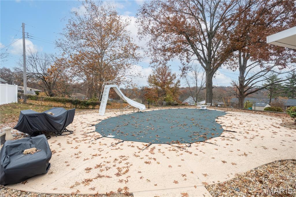 5556 Milburn Road Oakville, MO 63129 - Photo 39 of 45