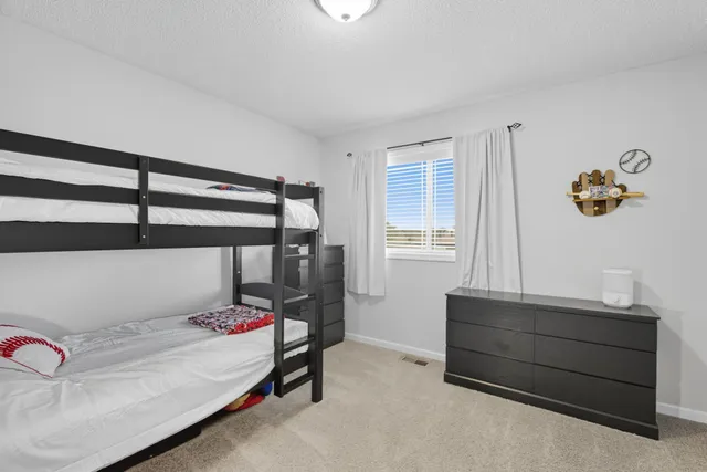 $344,900 | 921 Cedar Avenue North, Maple Lake, MN 55358