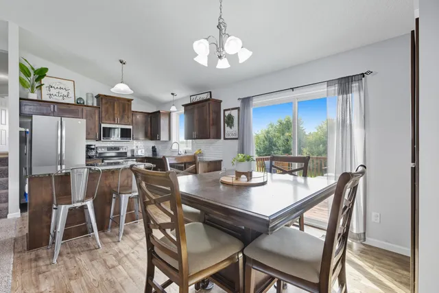 $344,900 | 921 Cedar Avenue North, Maple Lake, MN 55358