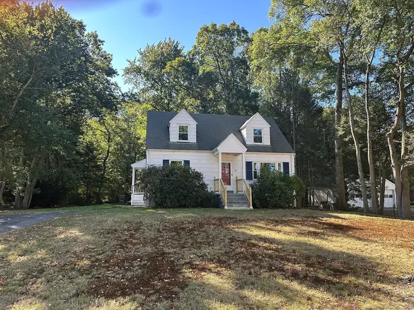 $439,000 | 28 North Avenue, North Haven, CT 06473