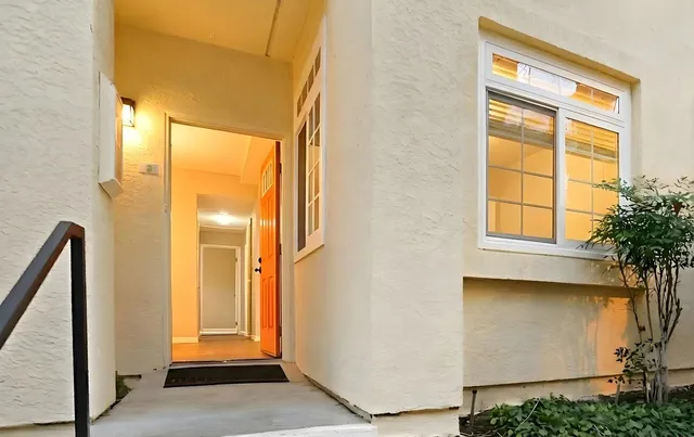 $644,000 | 6986 Stagecoach Road, Unit B, Dublin, CA 94568