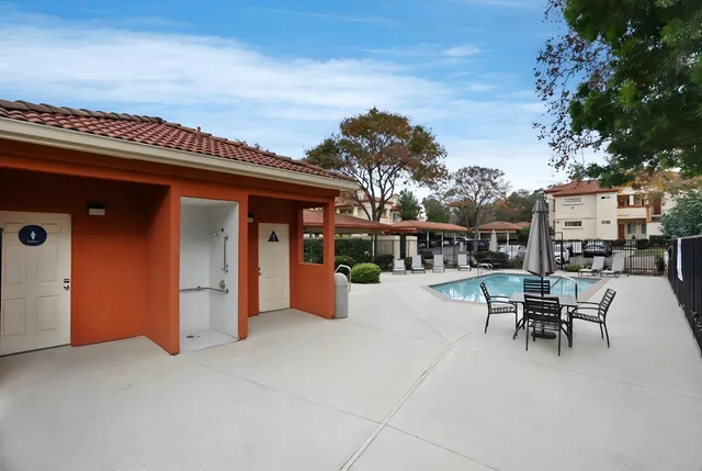 $644,000 | 6986 Stagecoach Road, Unit B, Dublin, CA 94568