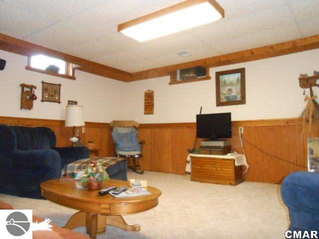 9457 East Deerfield Road Shepherd, MI 48883 - Photo 19 of 24 1773854-18.JPG
