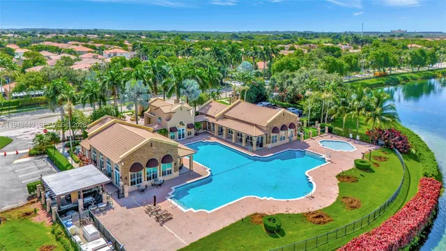 an aerial view of a house having outdoor space