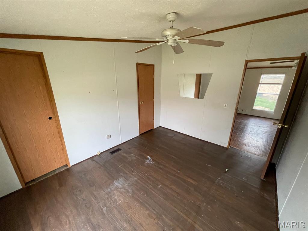 100 Pleasant Ridge Road Fairview Heights, IL 62208 - Photo 12 of 21