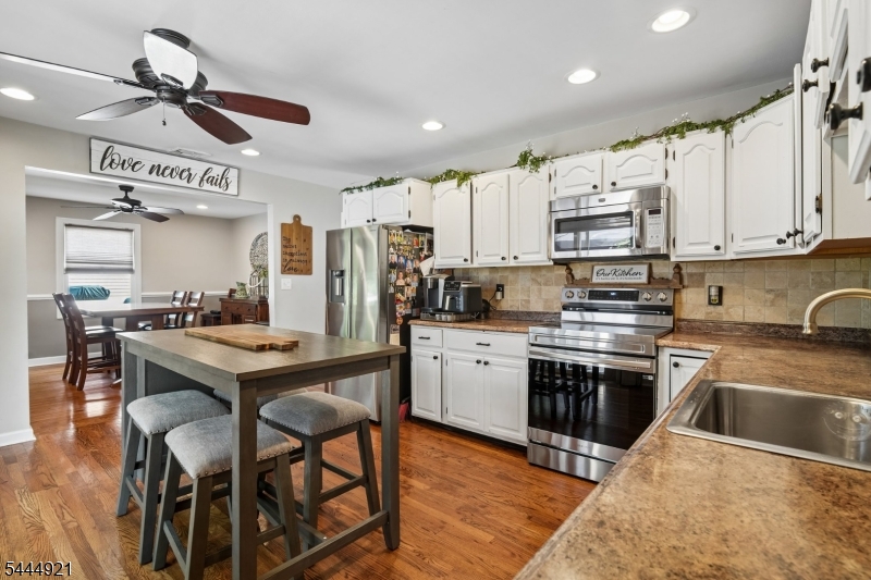 22 Summit Road Oak Ridge, NJ 07438 - Photo 7 of 32