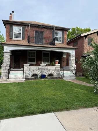 $535,000 | 1120 Moorlands Drive, Richmond Heights, MO 63117