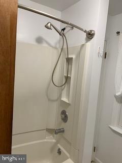 2181 Warwick Road Jamison, PA 18929 - Photo 8 of 15 Shower/Tub