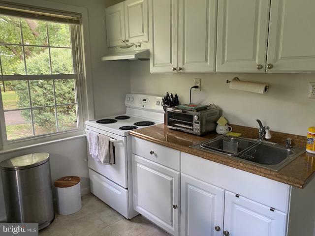 2181 Warwick Road Jamison, PA 18929 - Photo 10 of 15 Kitchen