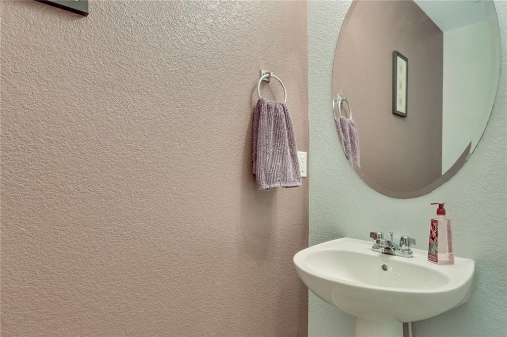 6897 Shimmering Leaf Road Colorado Springs, CO 80908 - Photo 11 of 24