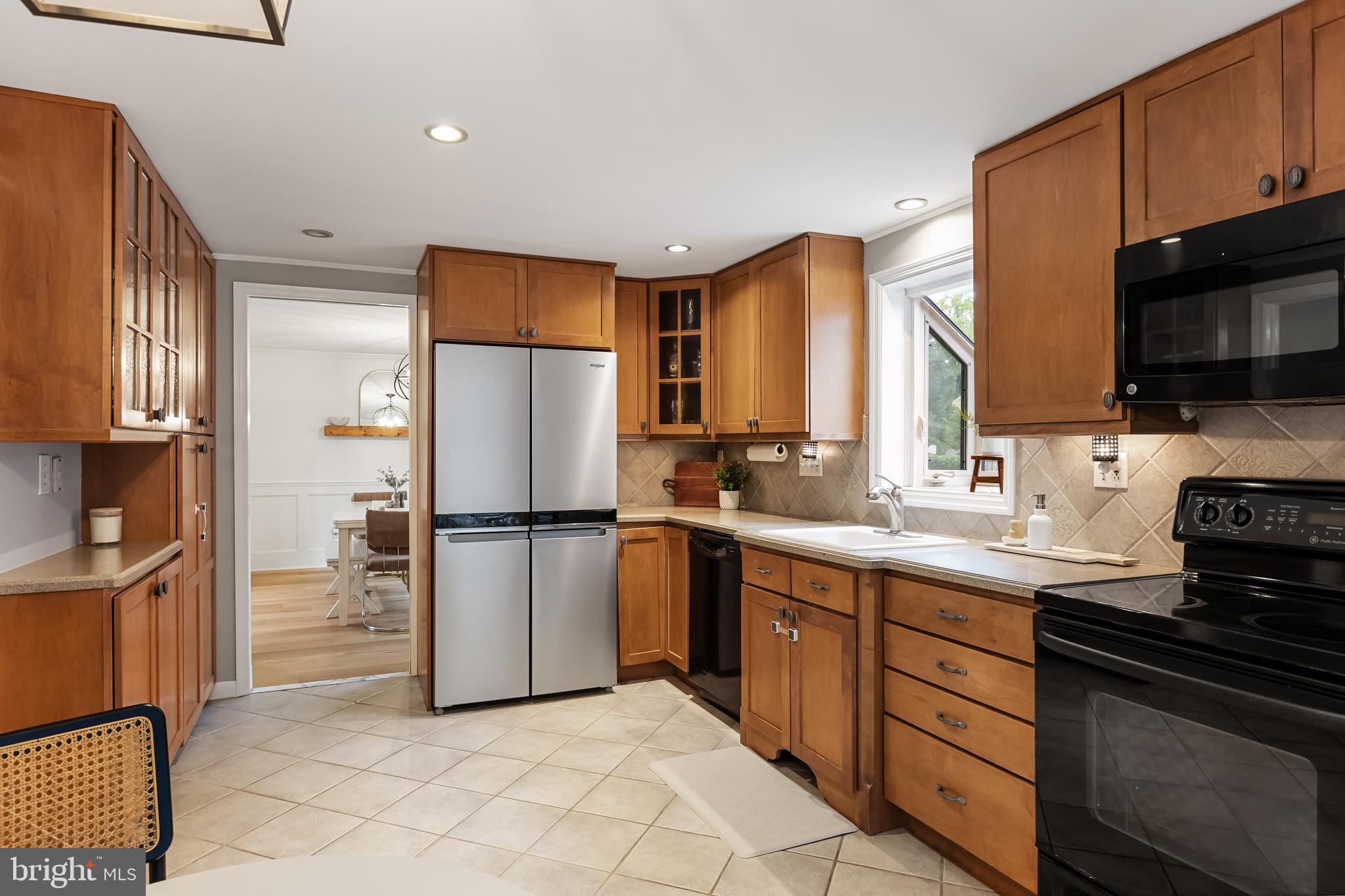 465 Covered Bridge Road Cherry Hill, NJ 08034 - Photo 12 of 37 Gallery Image 12