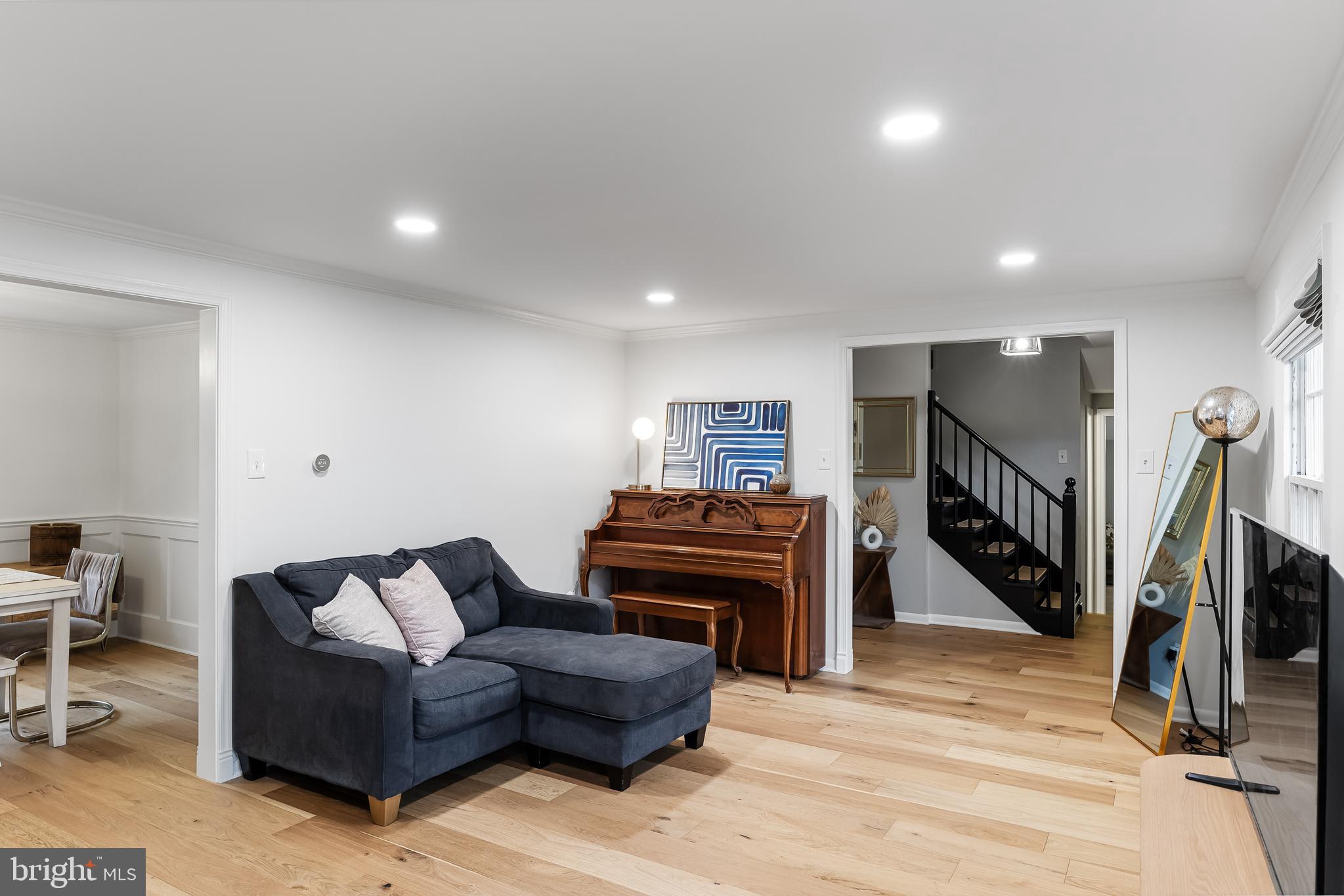 465 Covered Bridge Road Cherry Hill, NJ 08034 - Photo 8 of 37 Gallery Image 8