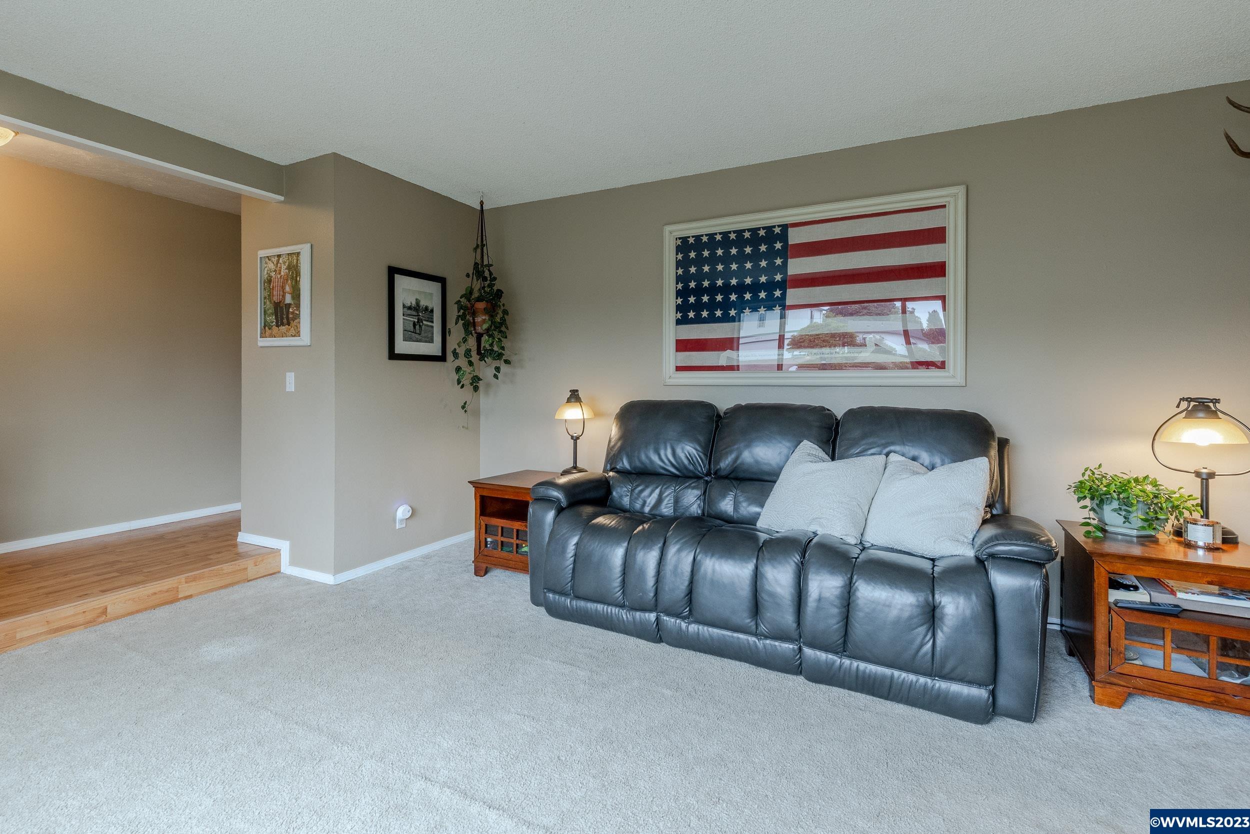 2136 15th Street Springfield, OR 97477 - Photo 9 of 38 a living room with furniture and a window
