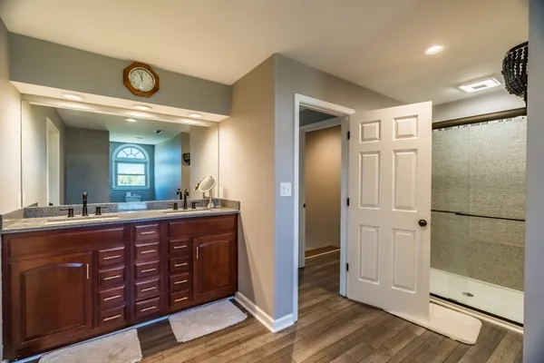 $589,900 | 7135 Harmony Grove Road, Cerulean, KY 42215