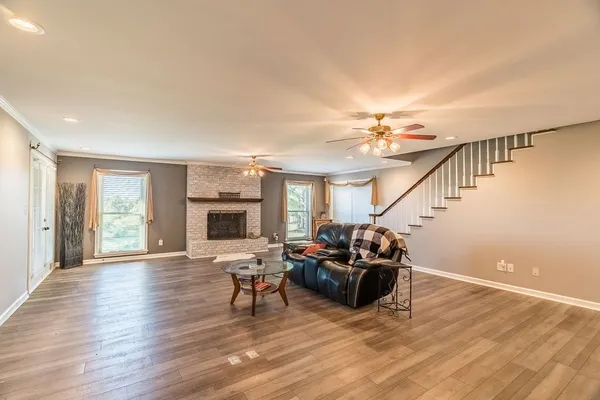 $589,900 | 7135 Harmony Grove Road, Cerulean, KY 42215