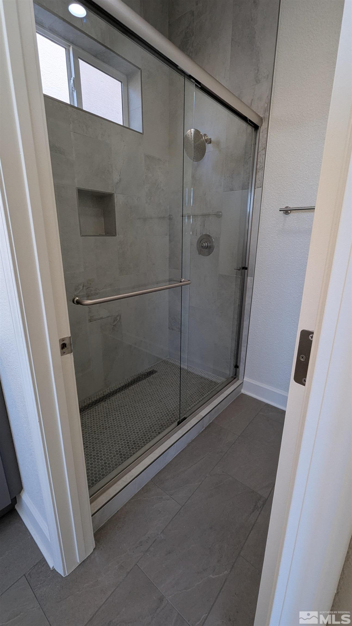 3463 Long Drive Minden, NV 89423 - Photo 30 of 36 a bathroom with a shower