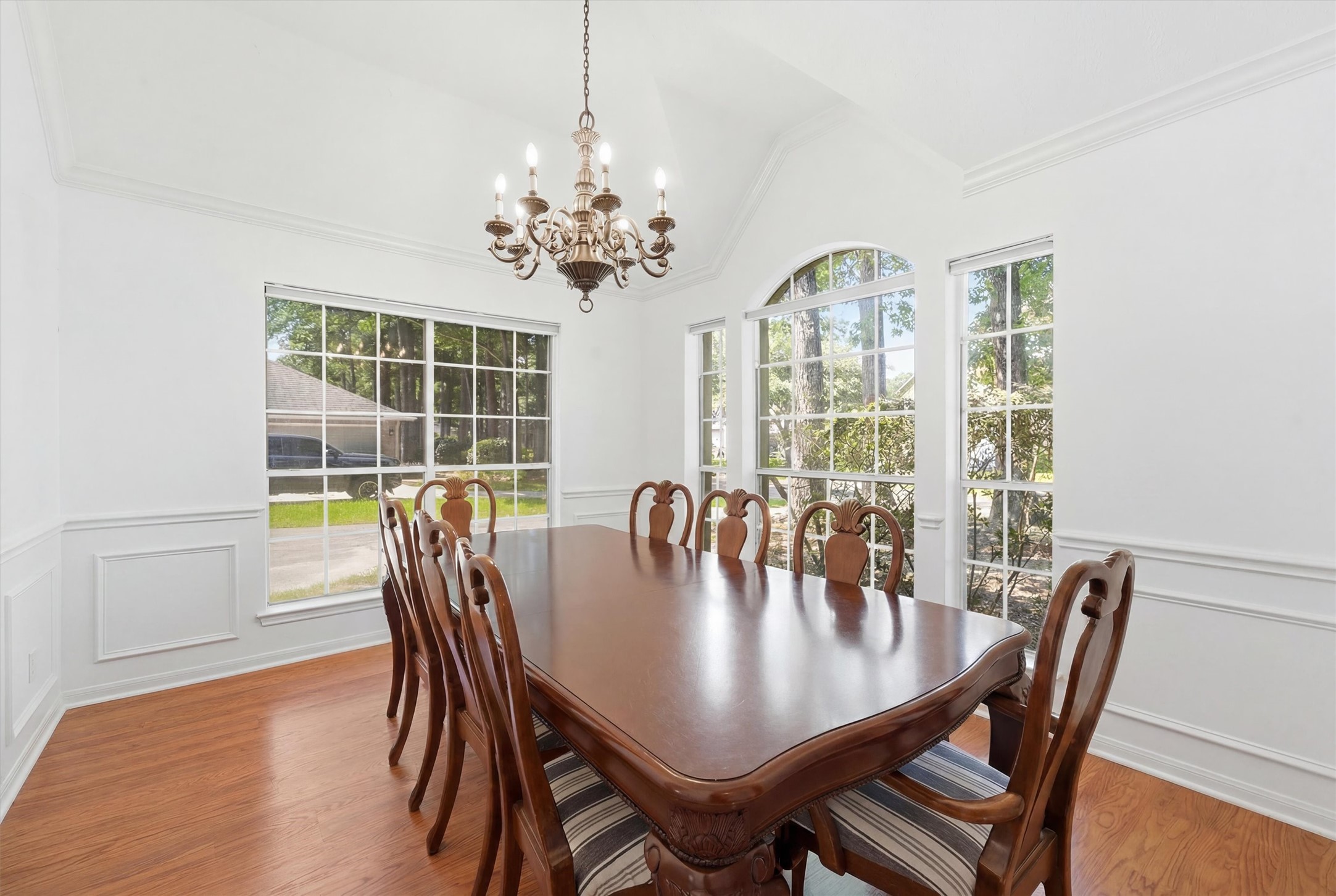 18811 Racquet Sports Way Humble, TX 77346 - Photo 8 of 28 Spacious formal dinning room located on the right as you walk in.