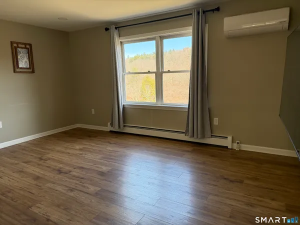 $2,400 | 101 Norfolk Road, Winchester, CT 06098