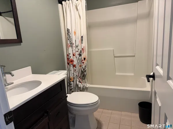 $2,400 | 101 Norfolk Road, Winchester, CT 06098