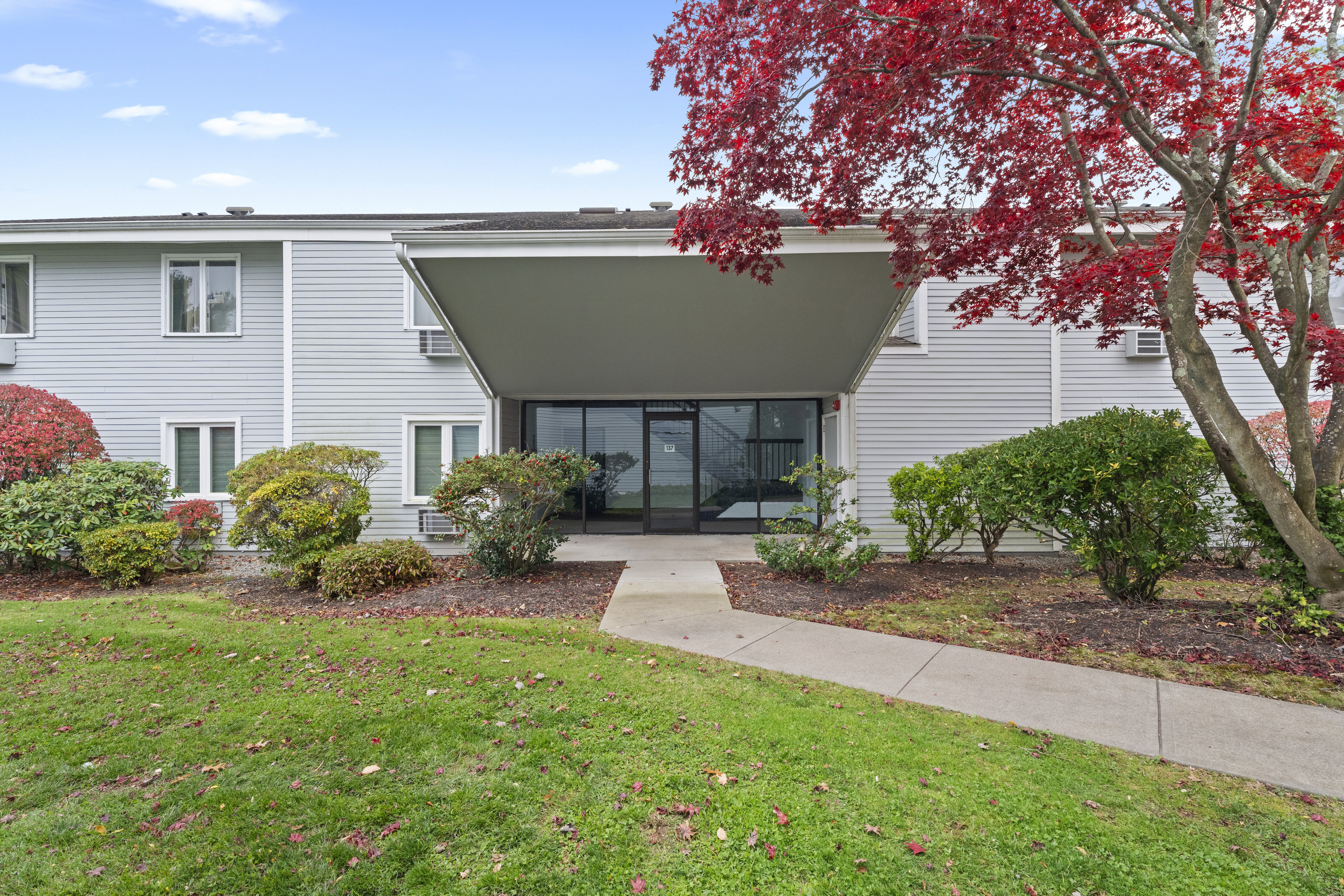 137 Florence Road, Unit 1B Branford, CT 06405 - Photo 1 of 1