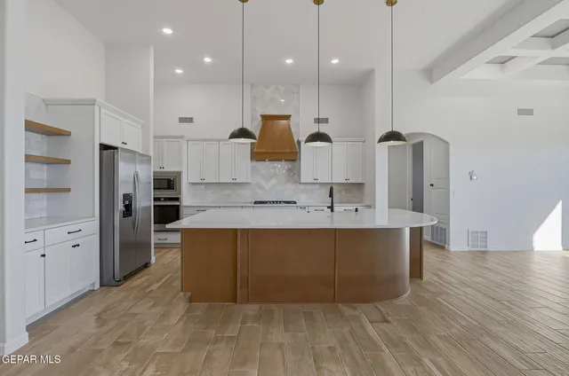 $669,500 | 7416 Cimarron Rim Drive, El Paso, TX 79911