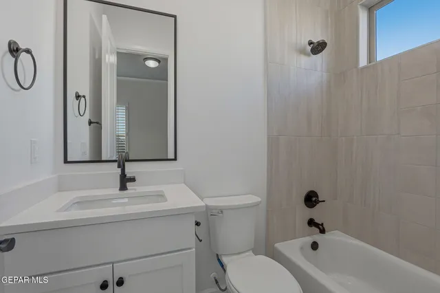 $669,500 | 7416 Cimarron Rim Drive, El Paso, TX 79911