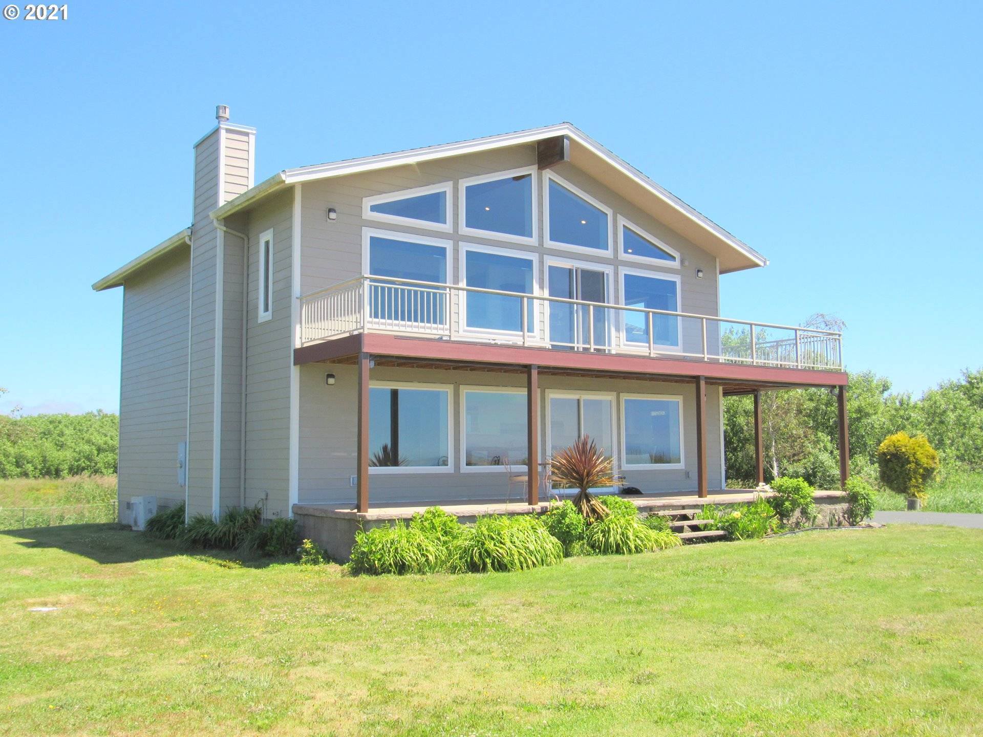 252 Stringtown Road Ilwaco, WA 98624 - Photo 2 of 32 Gallery Image 2