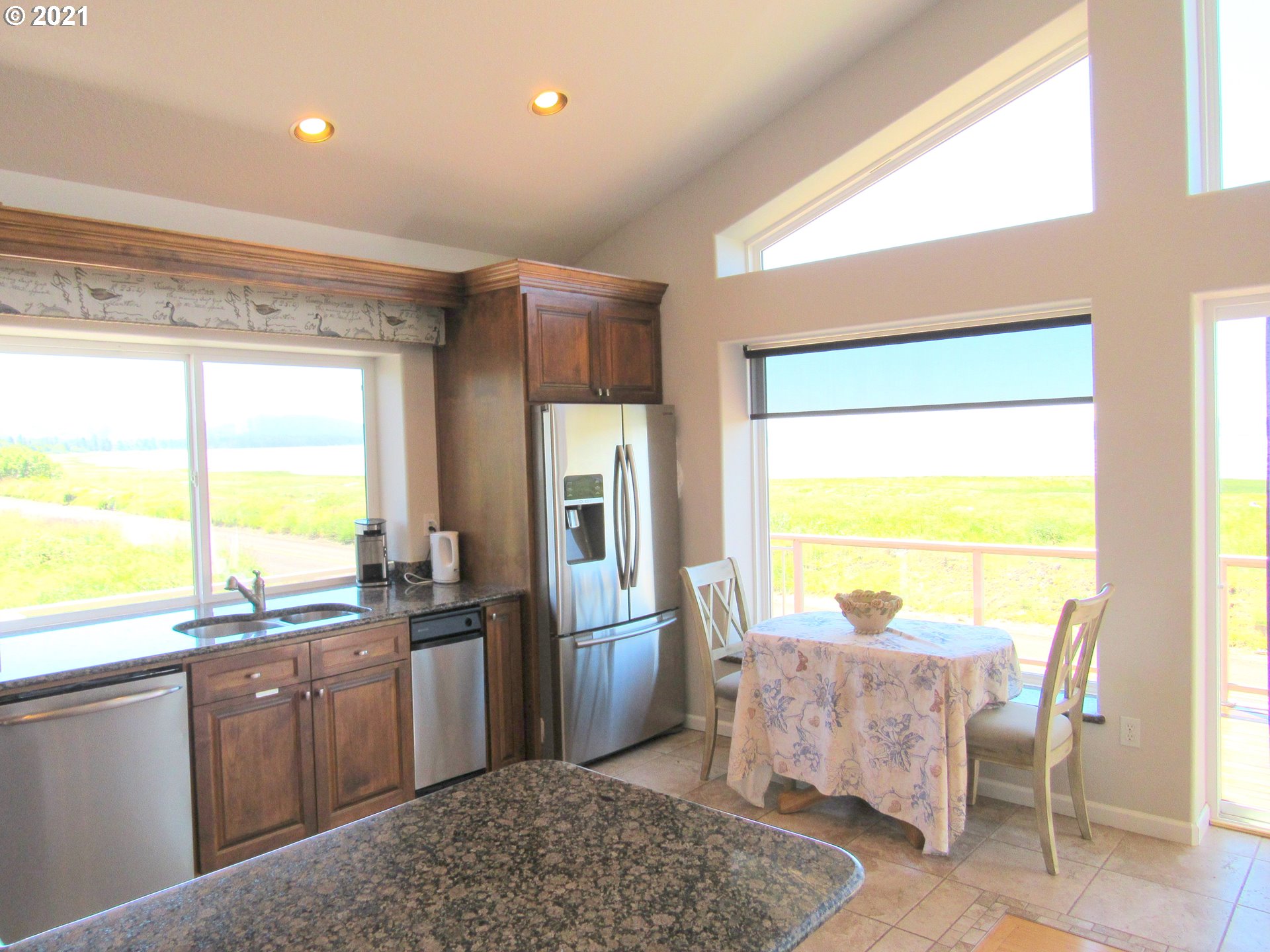 252 Stringtown Road Ilwaco, WA 98624 - Photo 13 of 32 Gallery Image 13