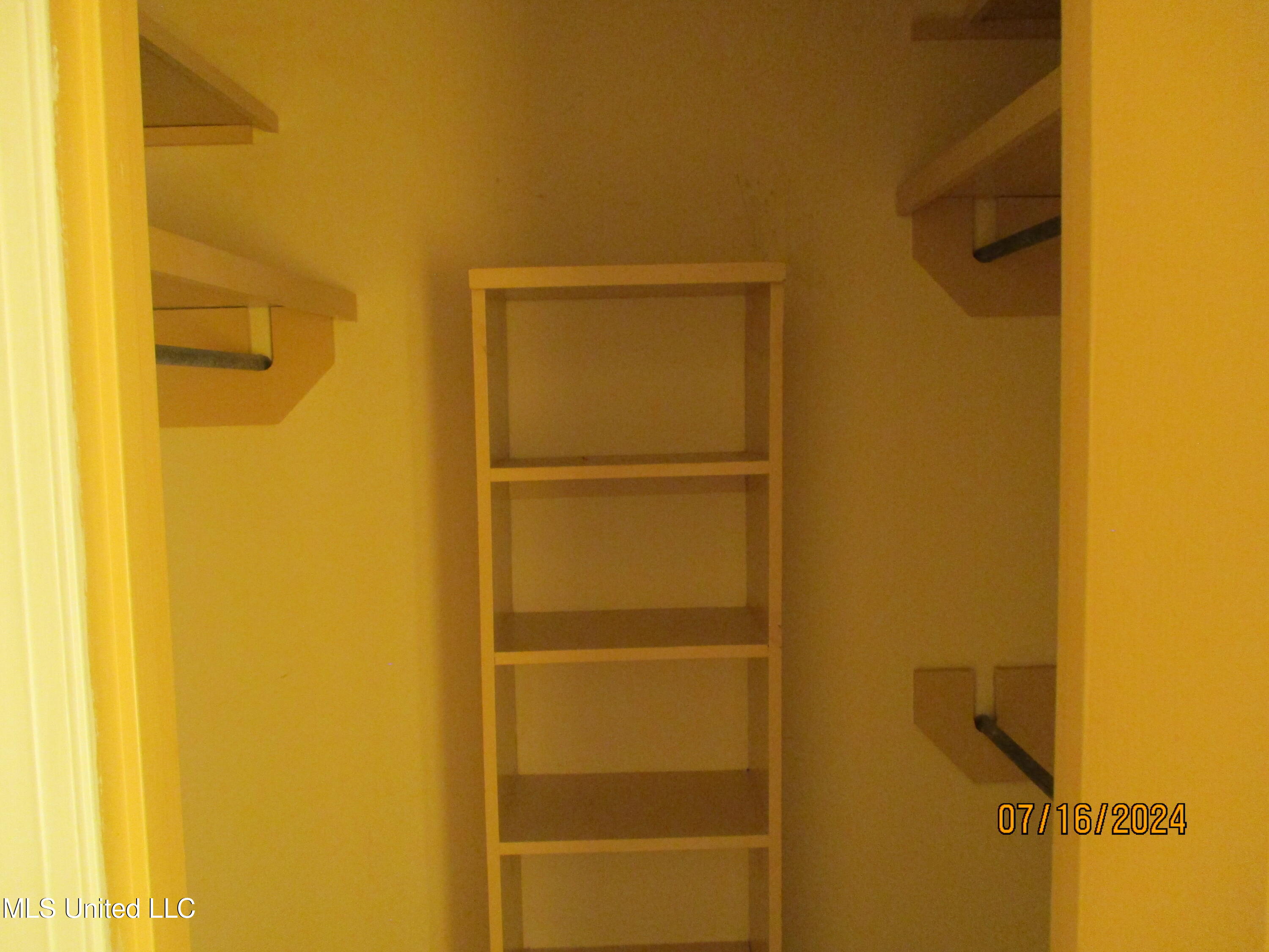 143 Rolling Meadows Drive Jackson, MS 39211 - Photo 28 of 38 IMG_0043