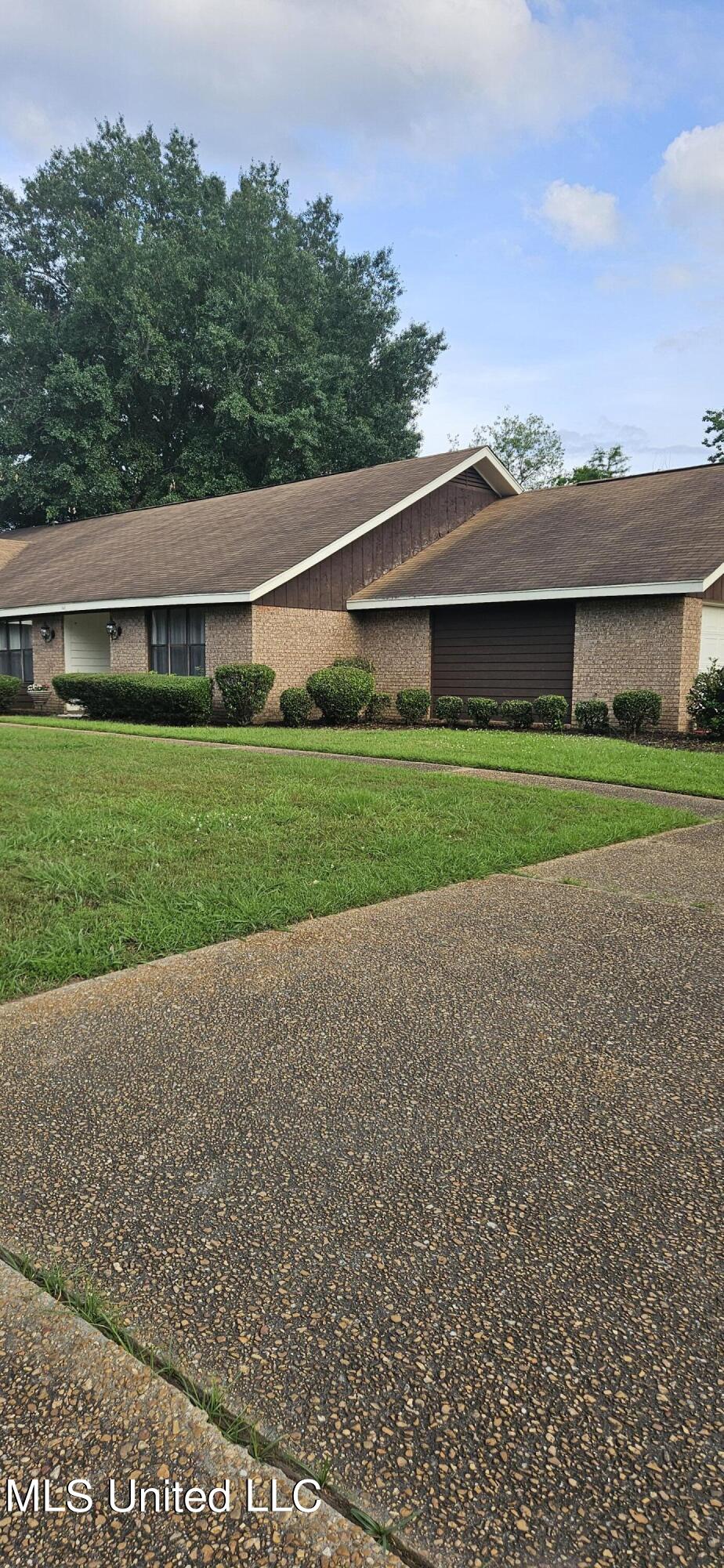 143 Rolling Meadows Drive Jackson, MS 39211 - Photo 38 of 38 20240521_174906