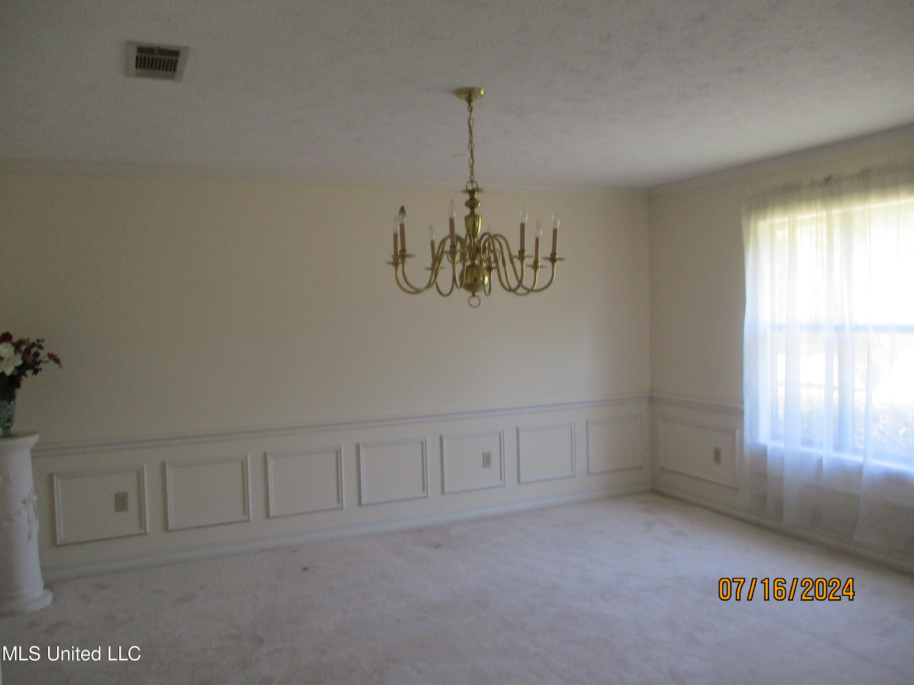 143 Rolling Meadows Drive Jackson, MS 39211 - Photo 8 of 38 IMG_0005