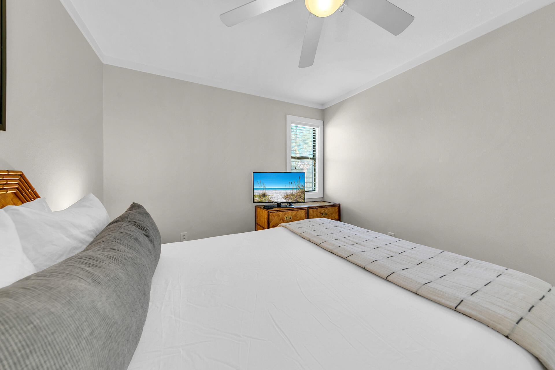 3799 East County Highway 30A, Unit H6 Santa Rosa Beach, FL 32459 - Photo 21 of 40 a bedroom with a bed and a couch