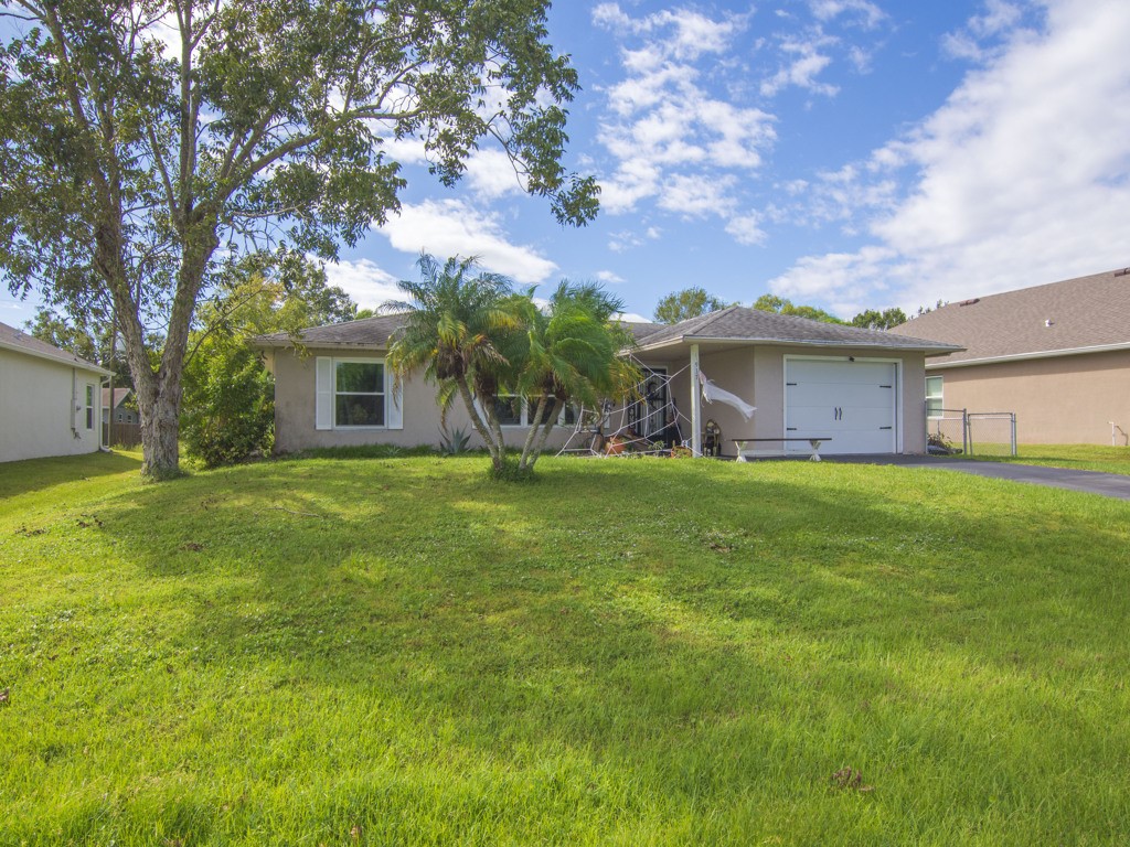937 Riviera Avenue Sebastian, FL 32958 - Photo 1 of 34 Gallery Image 1