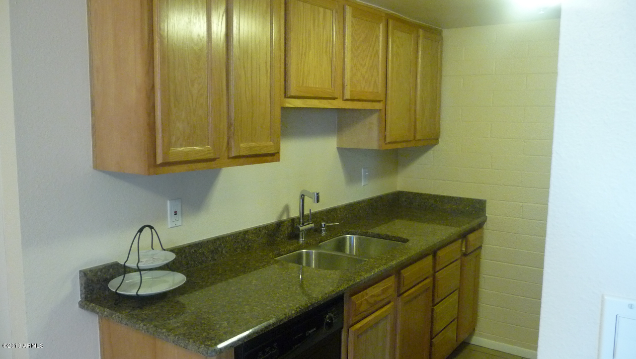1015 East Redfield Road Tempe, AZ 85283 - Photo 4 of 20 A Redfield Kitchen3