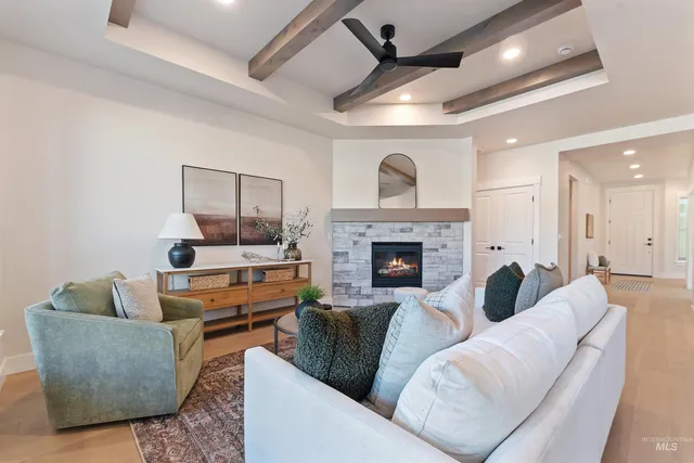 $599,880 | 6536 Lucy Drive, Eagle, ID 83714