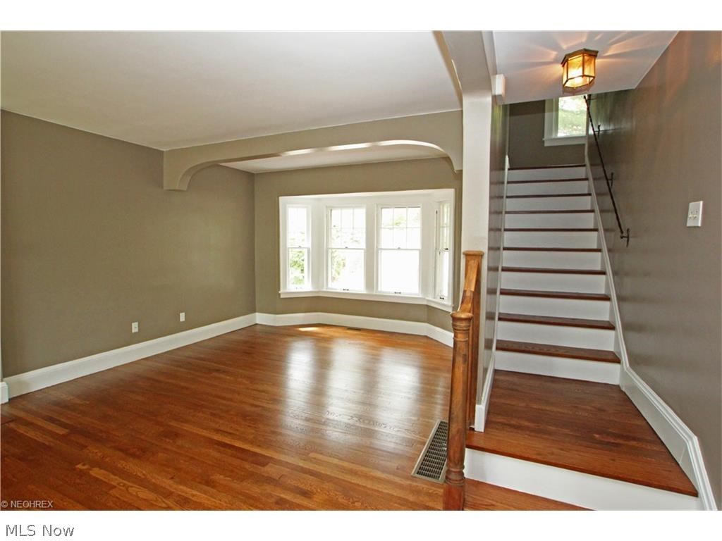3280 Stockholm Road Cleveland, OH 44120 - Photo 3 of 35