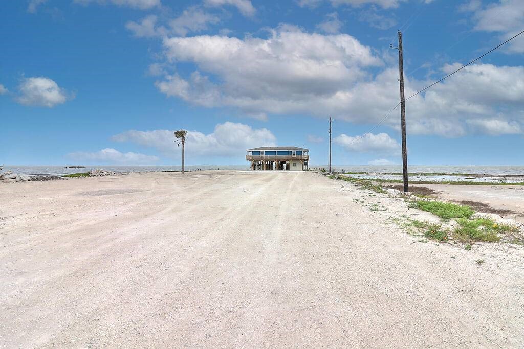 2445 Laguna Shores Road Corpus Christi, TX 78418 - Photo 35 of 39 a view of a ocean view
