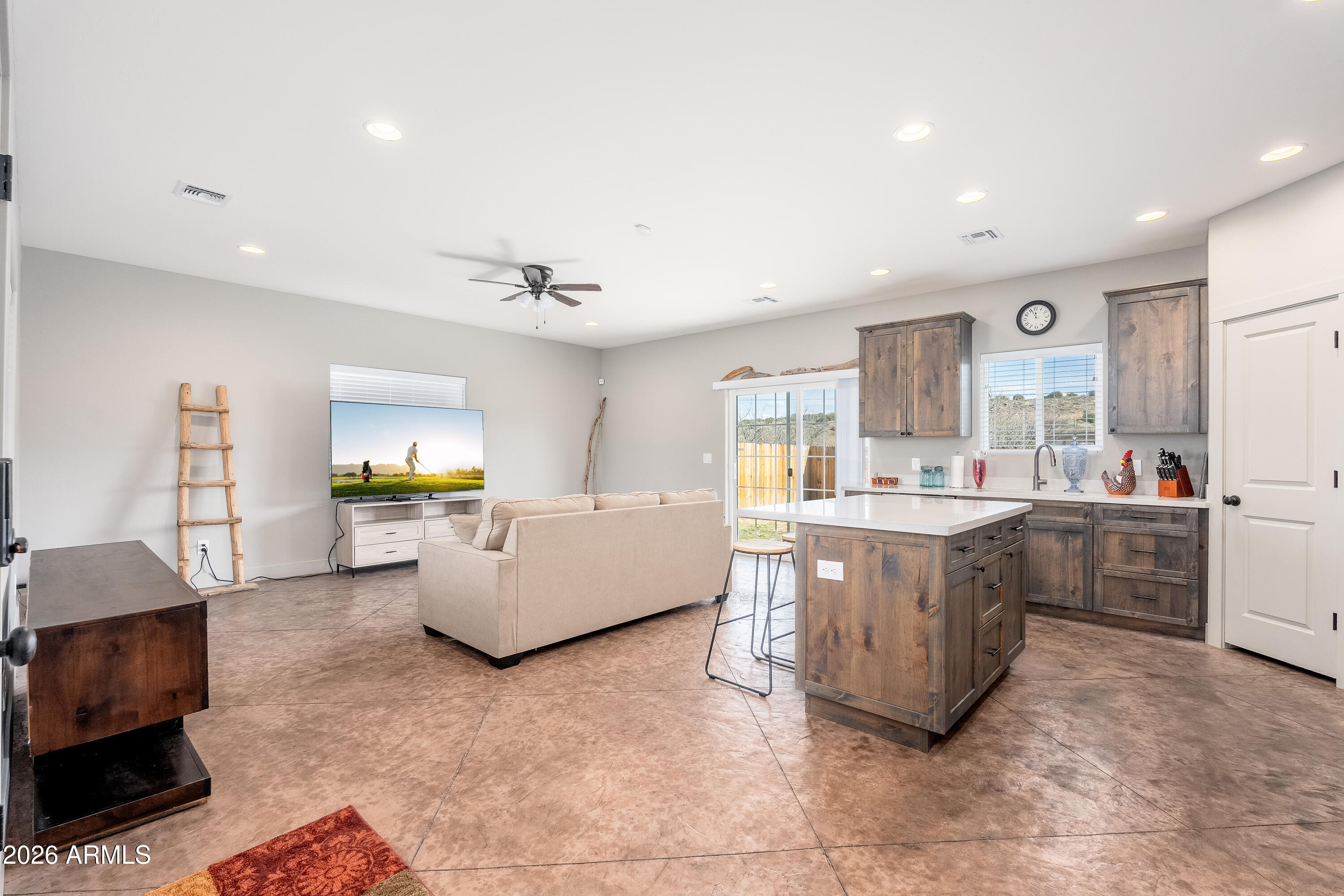 5665 North Bentley Drive Rimrock, AZ 86335 - Photo 5 of 38 5665 N Bentley Dr - 05