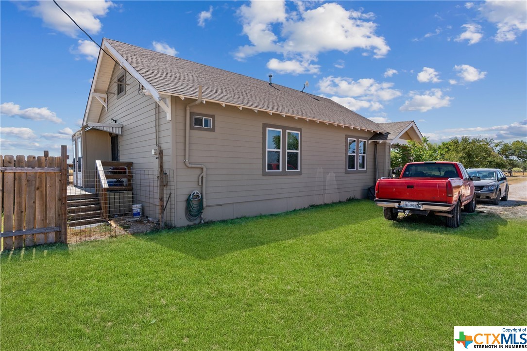 459 County Road 450 Thorndale, TX 76577 - Photo 12 of 34 a view of backyard of house with green space
